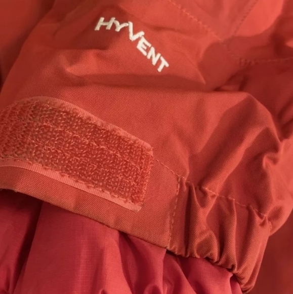 vintage the Northface HYVENT puffer and Parka - Picture 3 of 9